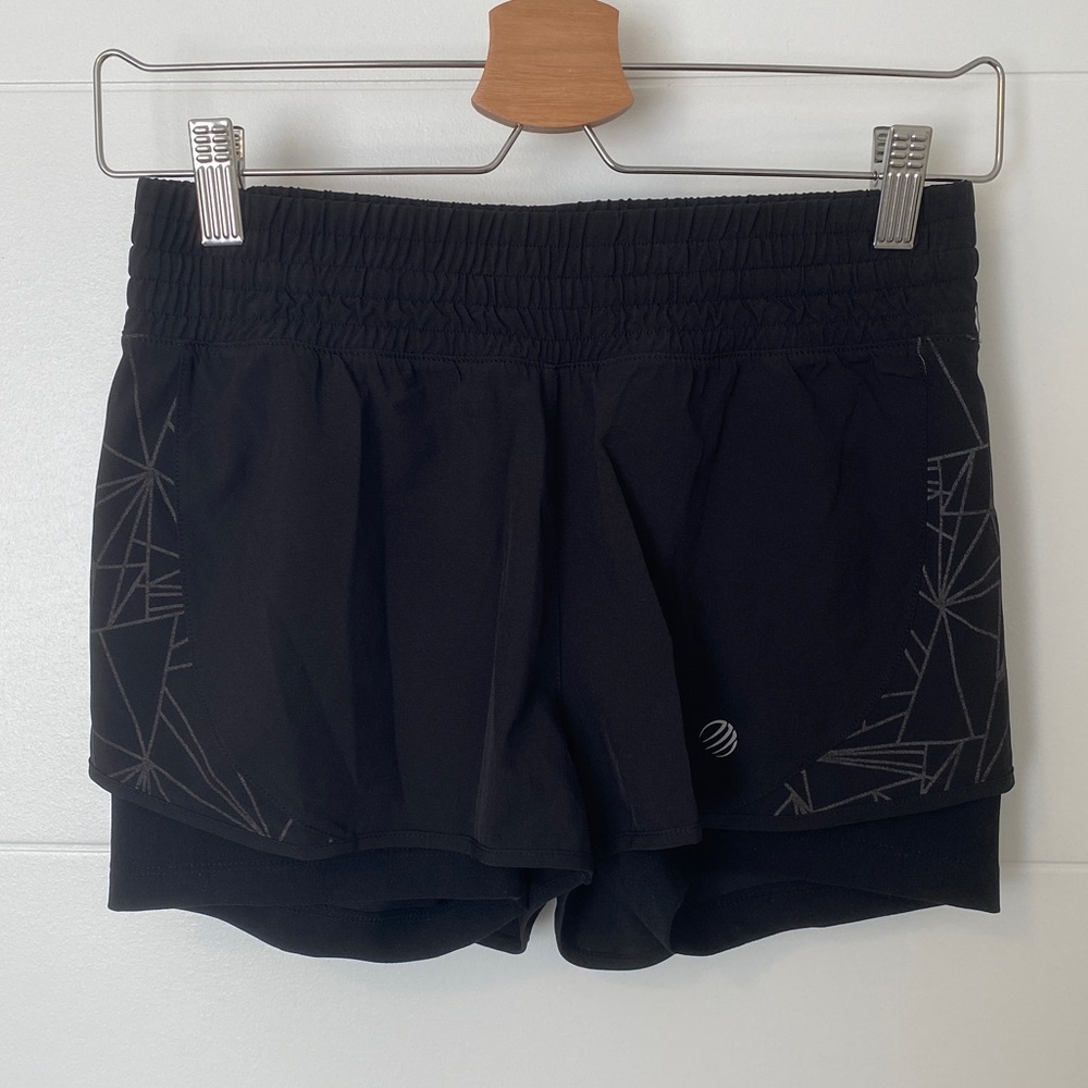 MPG active shorts with pocket